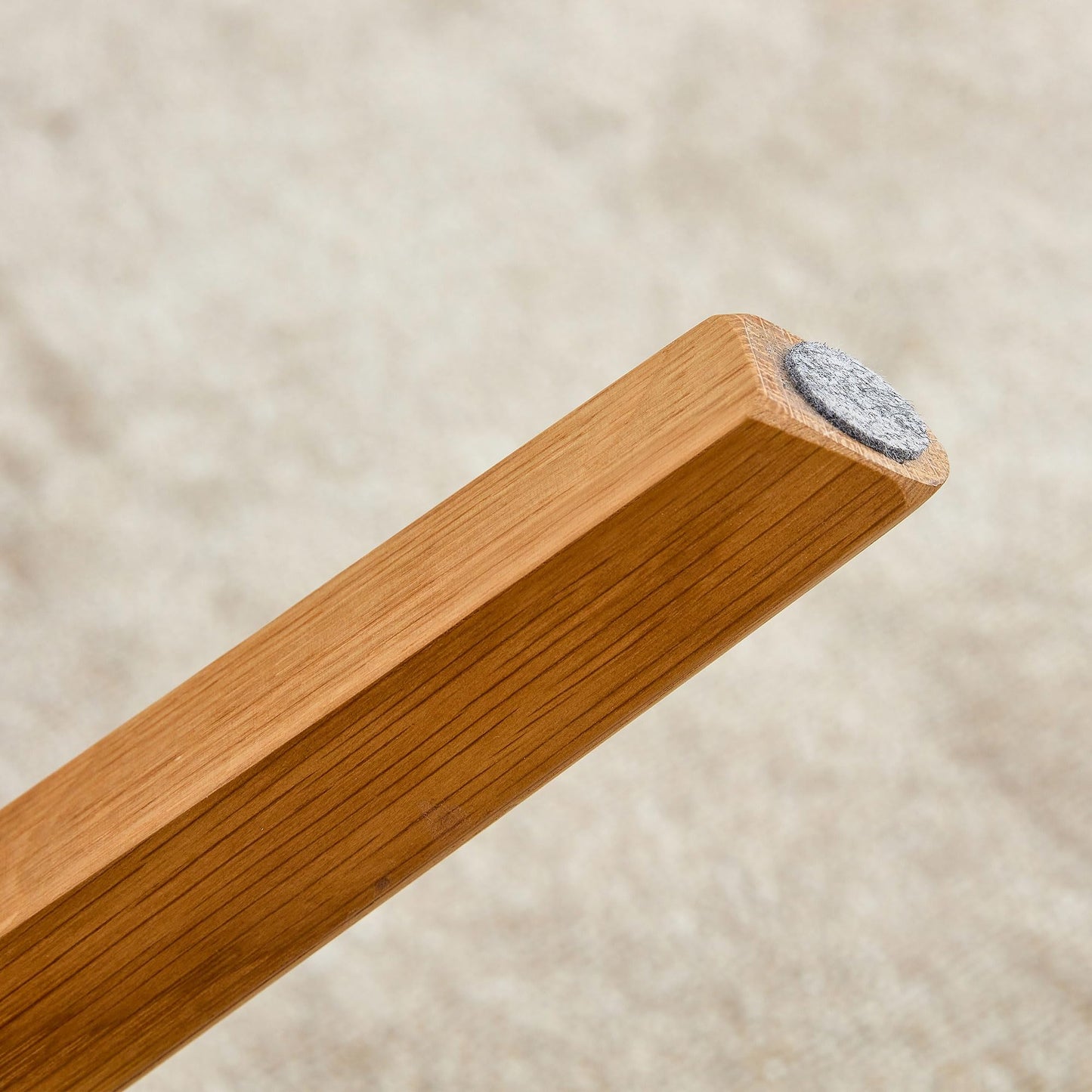 KELESY 4Pcs Modern Chairs Can Rotate 360 Degrees, Backrest is Made of PET Material, The Seat Cushion is Made of PU Material